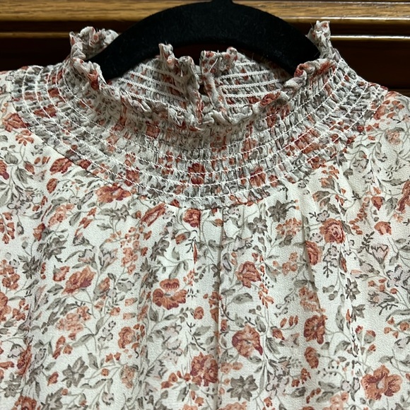 In Loom NWT cream floral midi dress.  Size L. - Picture 5 of 9